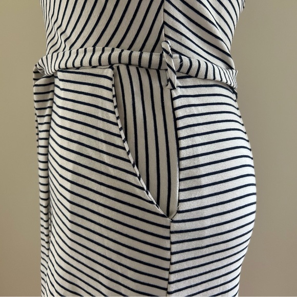CUTE Striped Dress - Picture 7 of 7